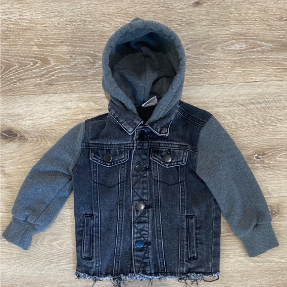 Olive + Scout : Carson Denim Jacket - Picture 1 of 6